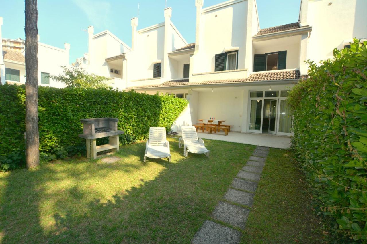 Villa A Lignano Pineta Λινιάνο Σαμπιαντόρο Εξωτερικό φωτογραφία